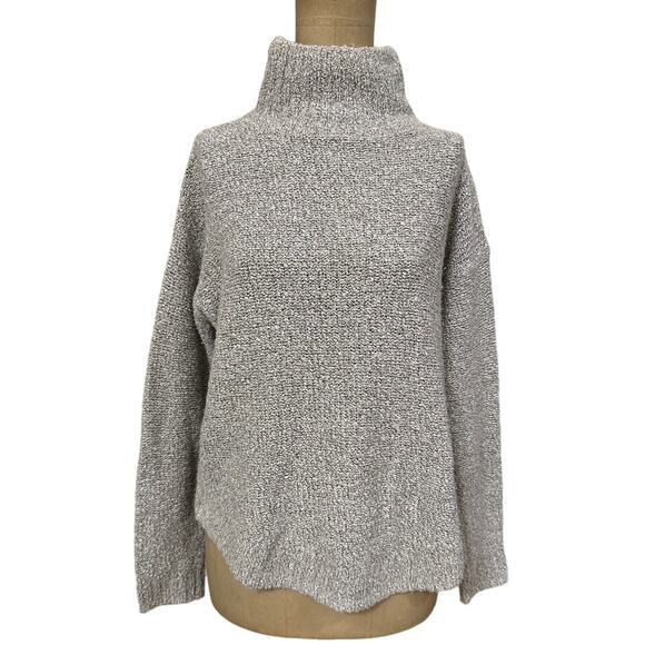 One Grey Day Los Angeles Sweaters - One Grey Day Turtleneck Textured Wool Blend Boucle Gray Revolve size Small